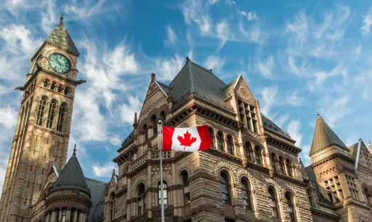 怎么拿加拿大枫叶卡 加拿大枫叶卡