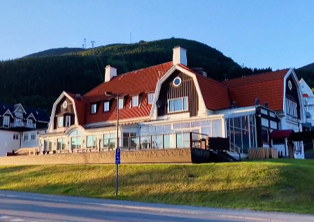 1693365756994177.png image.png