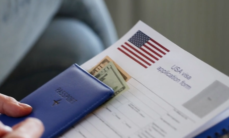 美国工作签证需要哪些文件 美国工作签证