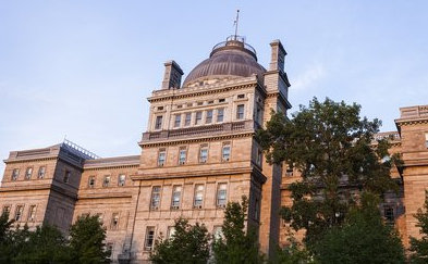 1741760880902442.png 1692082357209718.png