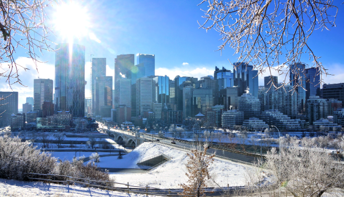 加拿大旅游签转学签适合哪些人？七类人群精准匹配指南