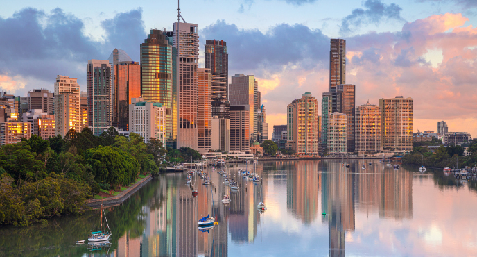 美国严控“生育旅游”：签证限制升级与法律争议