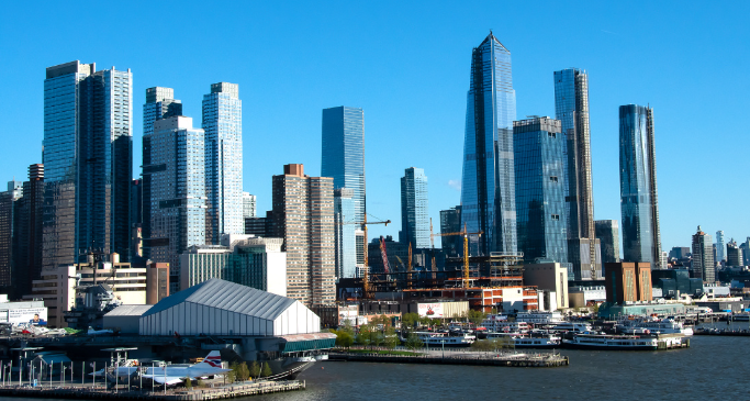 美国EB5投资移民：区域中心与直投项目，哪个更适合你？‌