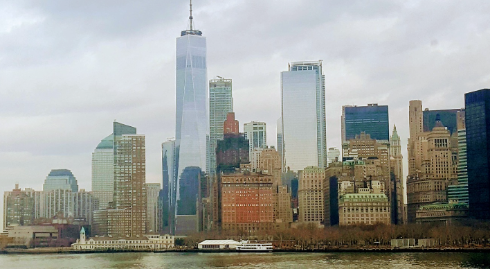 自由职业者申请EB1A的挑战：如何证明持续影响力？