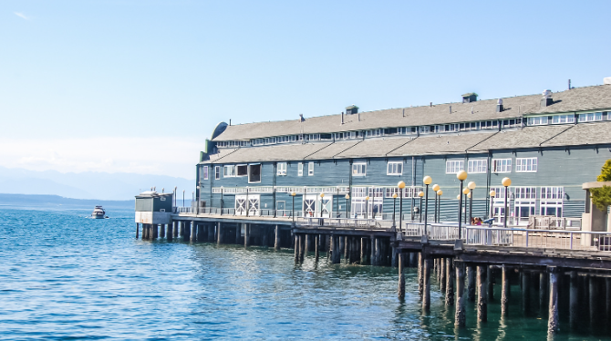 特朗普政府下令美使领馆暂停留学生新签证面谈