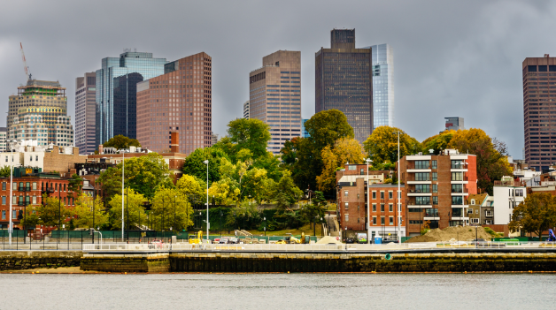 加拿大移民“内卷”加剧：2025年哪些项目更易获批？